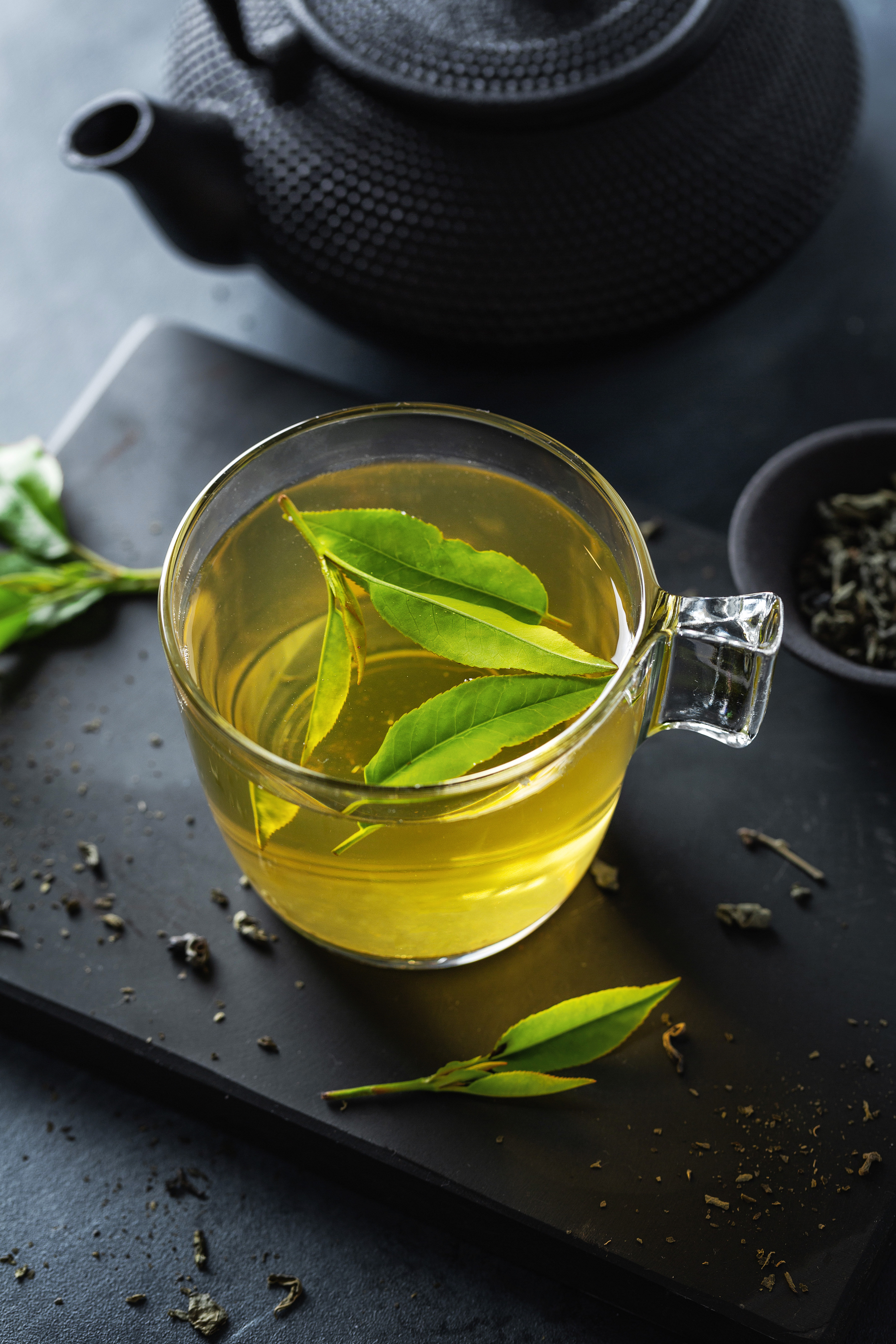 4 powody, dla których zaczniesz regularnie pić zieloną herbatę